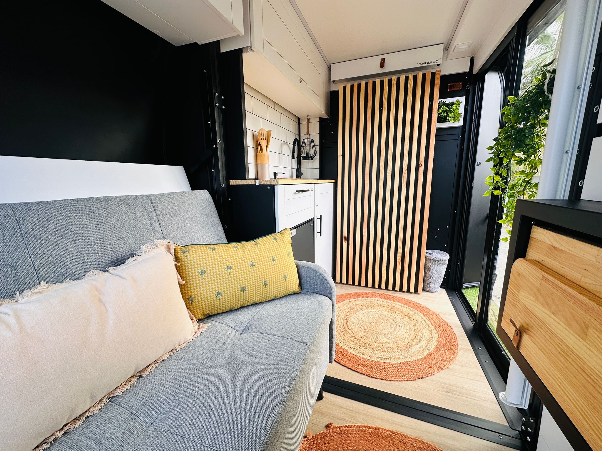 Camper Van